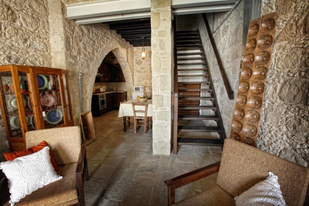 Leonidas Village Houses Γουδί Εξωτερικό φωτογραφία