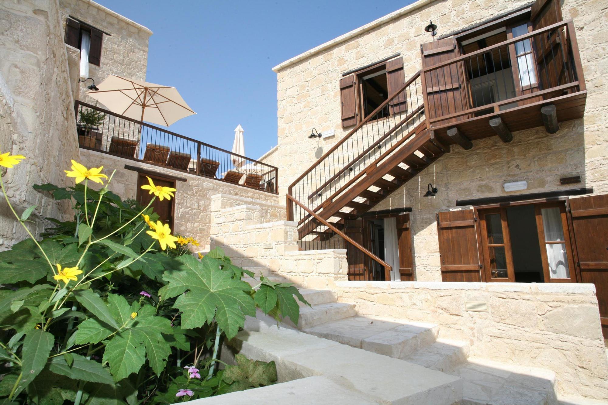 Leonidas Village Houses Γουδί Εξωτερικό φωτογραφία