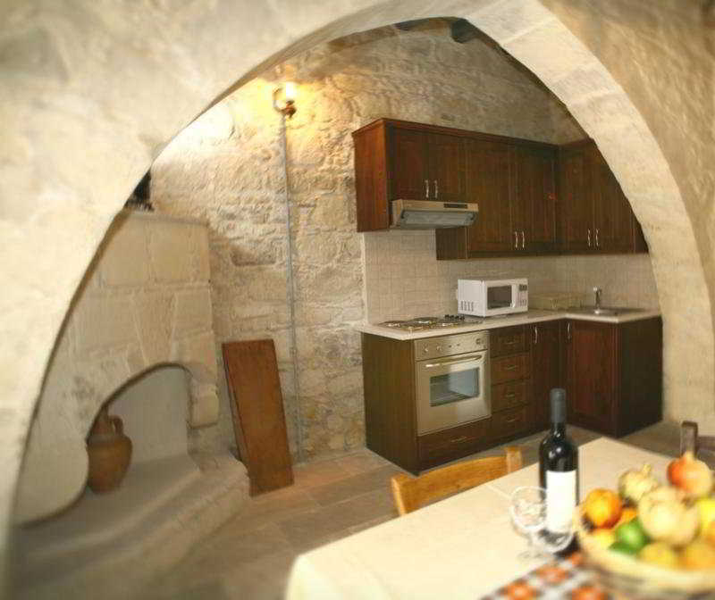 Leonidas Village Houses Γουδί Εξωτερικό φωτογραφία