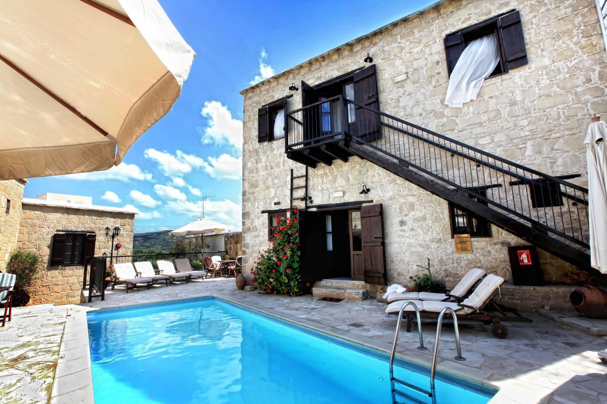 Leonidas Village Houses Γουδί Εξωτερικό φωτογραφία
