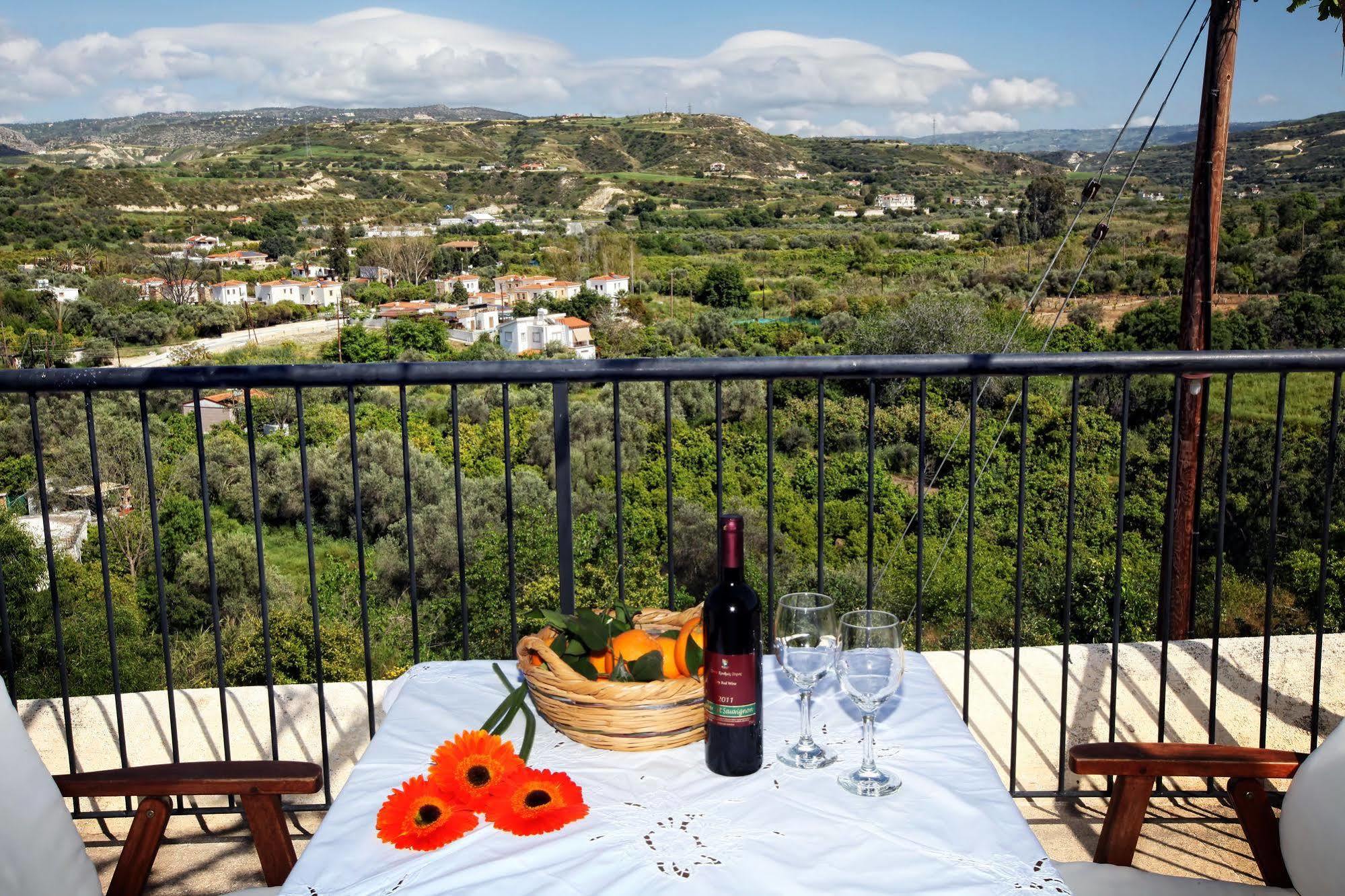 Leonidas Village Houses Γουδί Εξωτερικό φωτογραφία