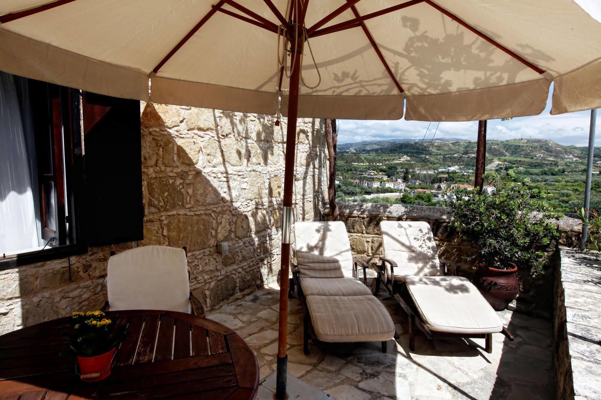 Leonidas Village Houses Γουδί Εξωτερικό φωτογραφία