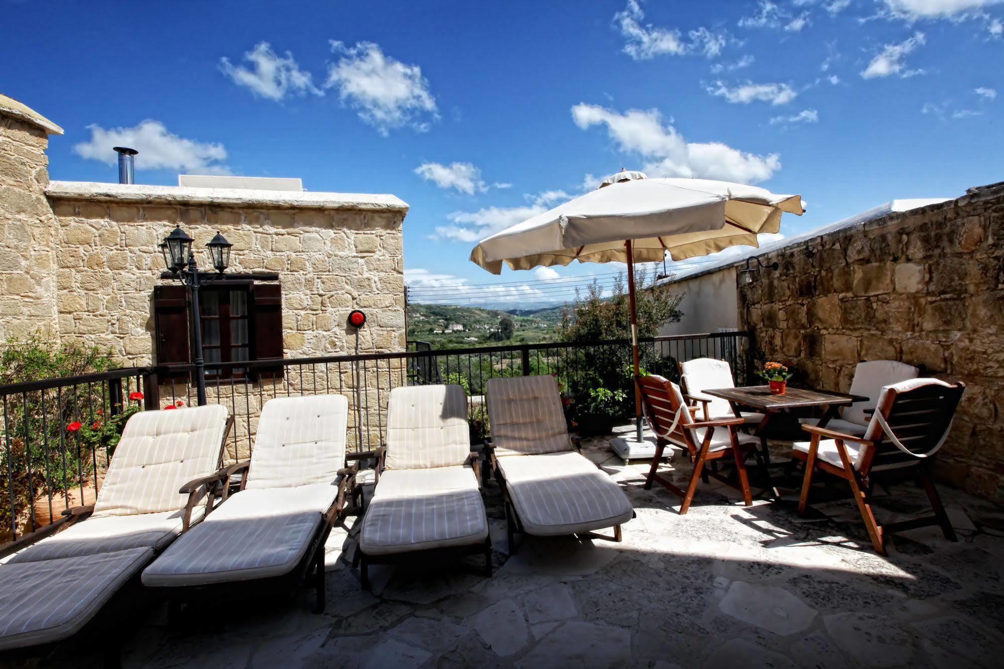 Leonidas Village Houses Γουδί Εξωτερικό φωτογραφία